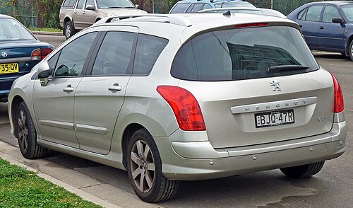Peugeot e-308